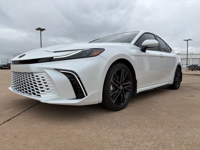 Used 2026 Toyota Camry XSE FWD image 8