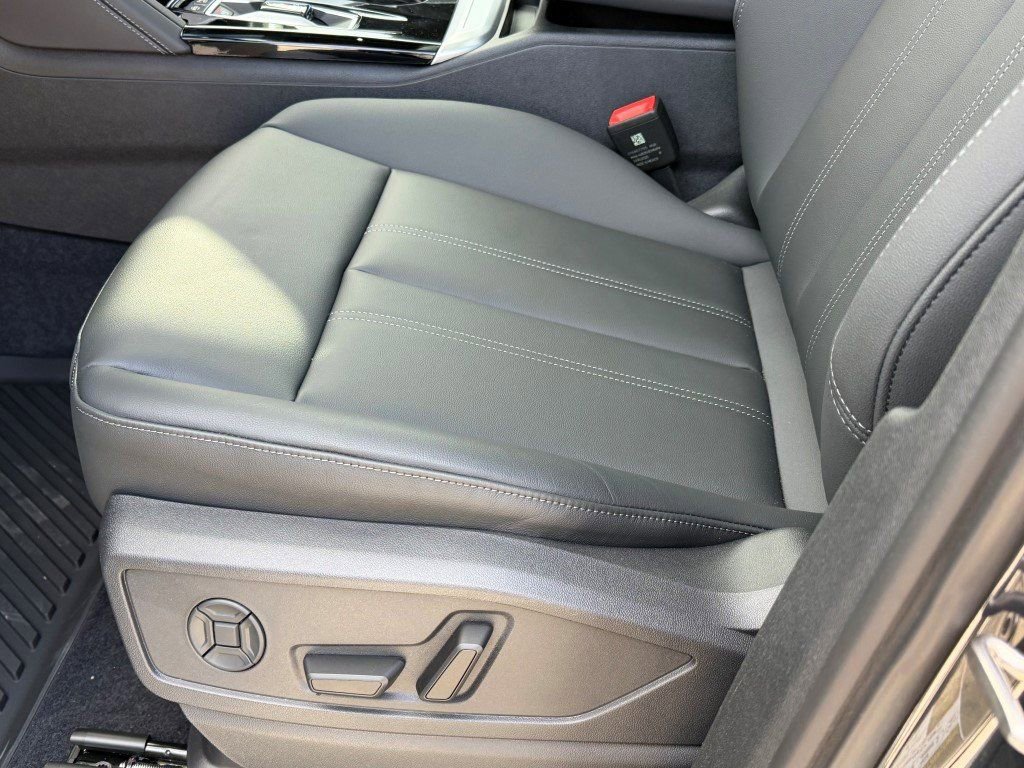 New 2025 Audi Q5 2.0T Premium Plus image 19