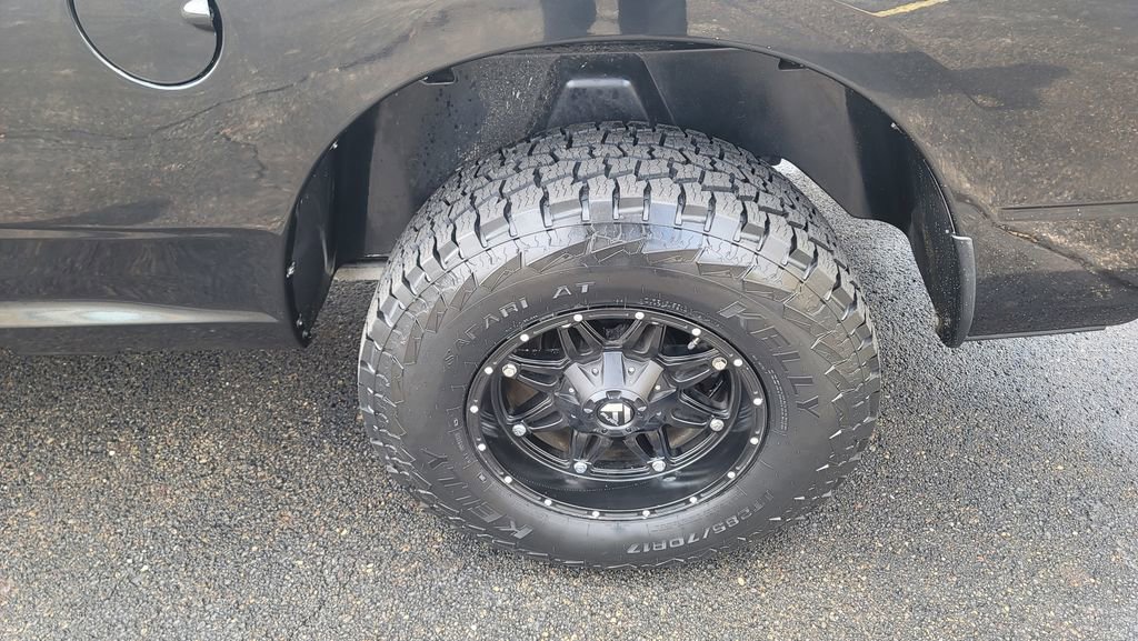 Used 2017 RAM 1500 Express w/ Express Value Package image 8