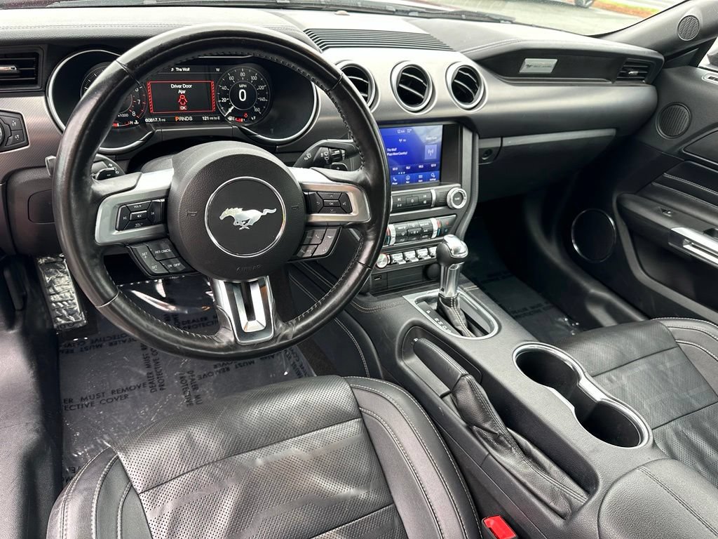 Used 2019 Ford Mustang Premium w/ Equipment Group 201A RWD image 4