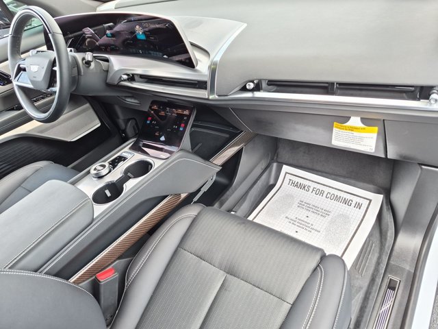 Used 2026 Cadillac Vistiq Sport w/ LPO, Floor Liner Package AWD/4WD image 20
