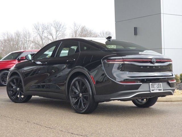 Used 2025 Toyota Crown XLE image 24