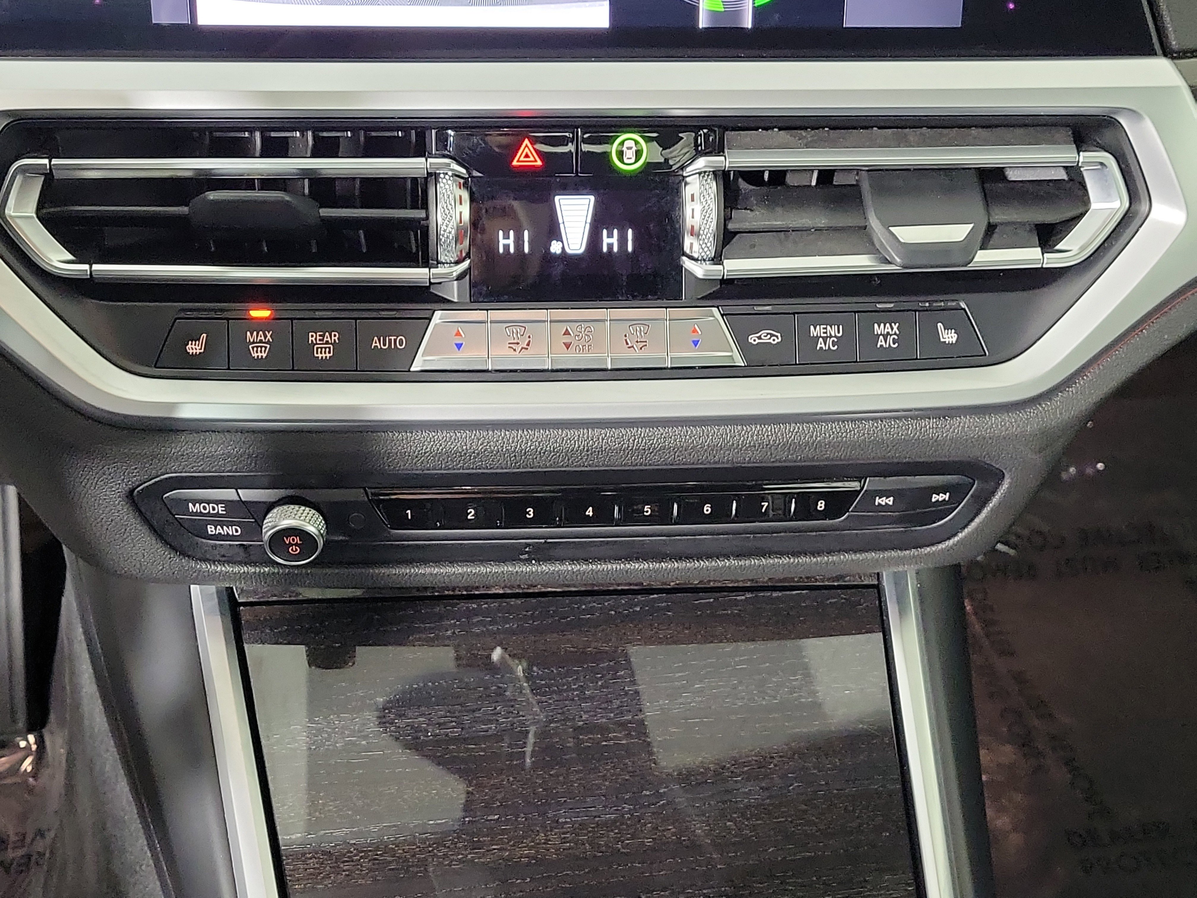 Used 2020 BMW 330i xDrive Sedan w/ Premium Package image 21