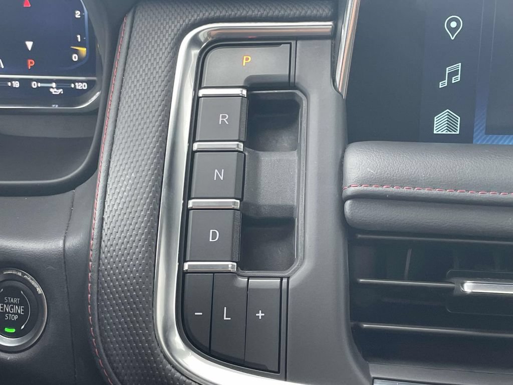 Used 2022 Chevrolet Tahoe RST w/ Luxury Package RWD image 28