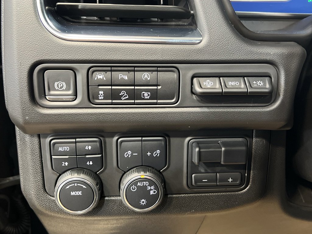 Used 2024 Chevrolet Tahoe Premier w/ Premium Package image 15