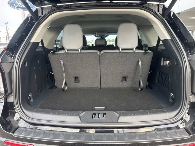 New 2026 Ford Explorer Active w/ Active Comfort Package RWD image 13