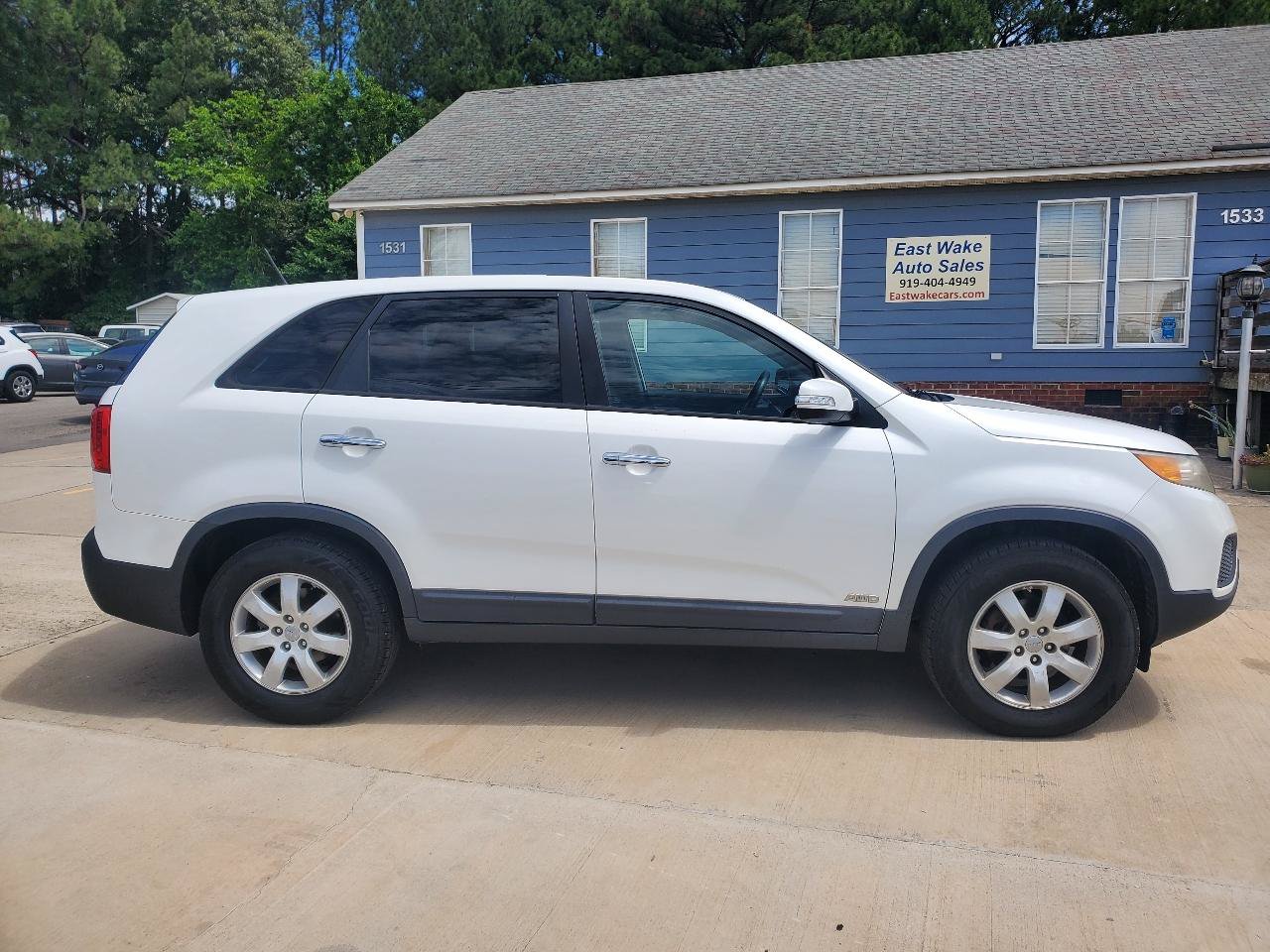 Used 2013 Kia Sorento LX AWD/4WD image 4