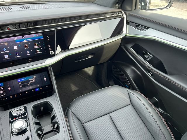 Used 2025 Jeep Wagoneer S Launch Edition image 37