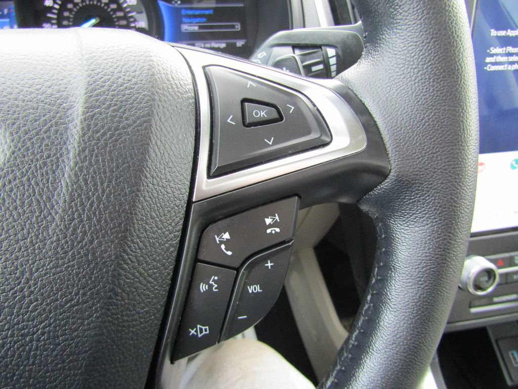 Used 2024 Ford Edge Titanium w/ Equipment Group 301A AWD/4WD image 29