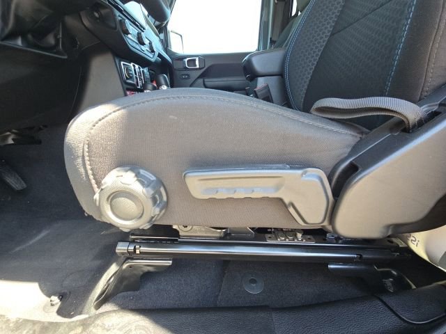 Used 2025 Jeep Wrangler Unlimited Rubicon 4xe w/ Safety Group image 23