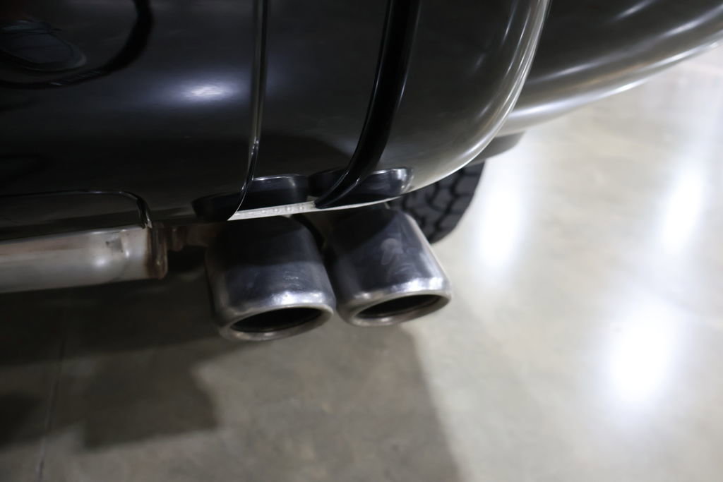 Used 2025 Land Rover Defender 130 V8 image 76