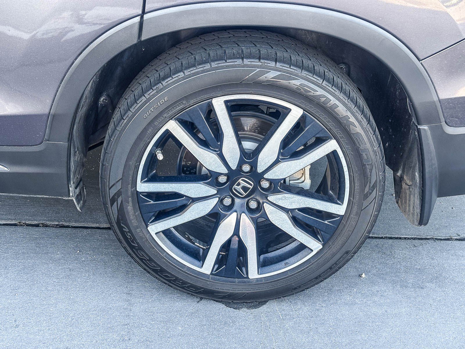 Used 2021 Honda Pilot Touring image 11