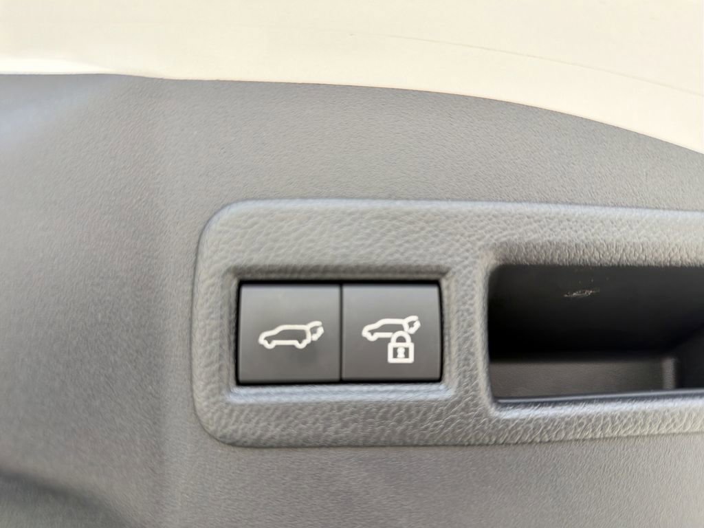 Certified 2023 Subaru Solterra AWD image 32