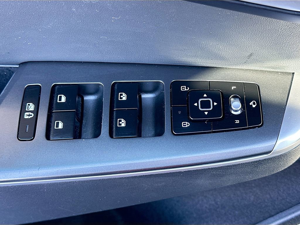 Used 2022 Kia EV6 Wind image 18