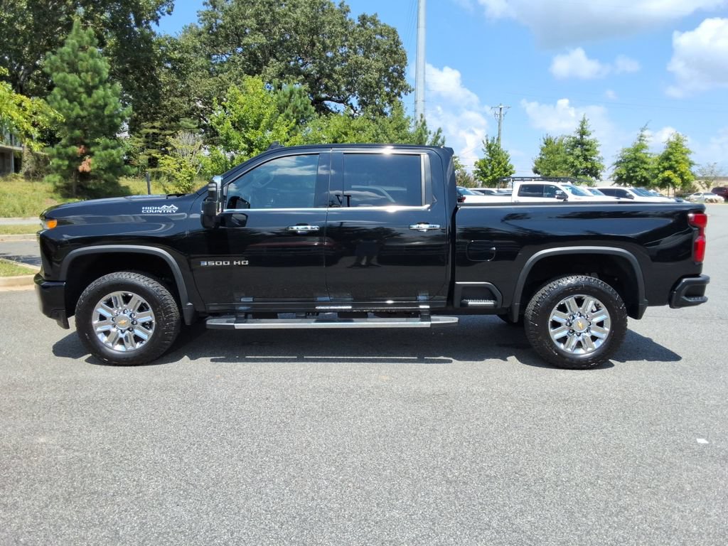 Certified 2022 Chevrolet Silverado 3500 High Country AWD/4WD image 8