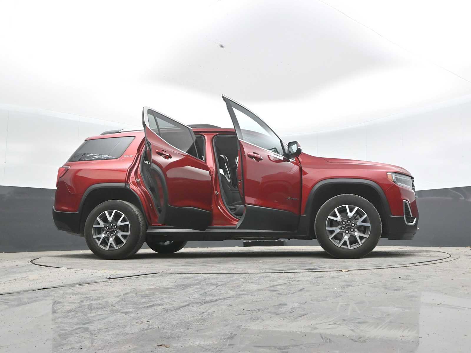 Used 2023 GMC Acadia SLE w/ Driver Convenience Package AWD/4WD image 57