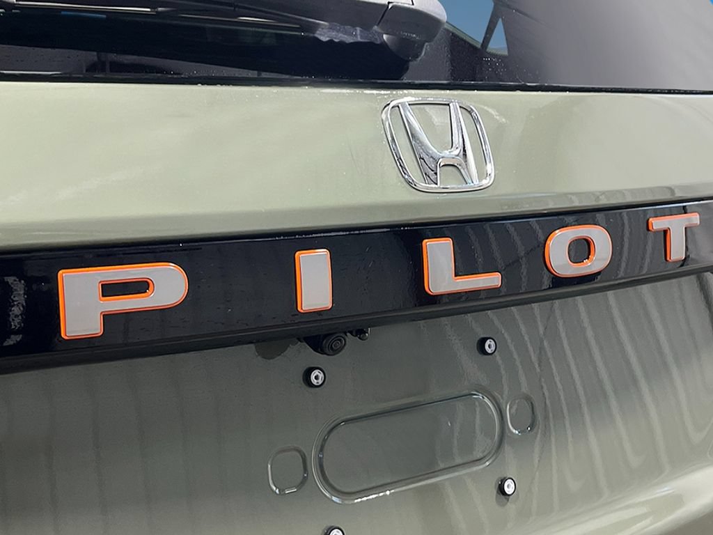 New 2026 Honda Pilot TrailSport image 6