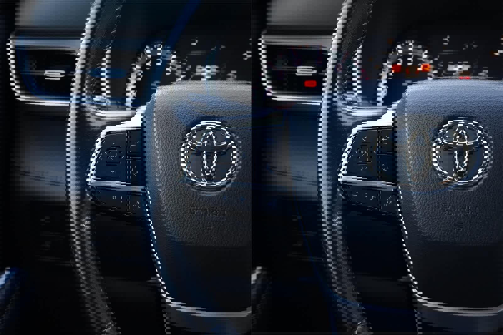 Used 2022 Toyota Highlander XLE image 10