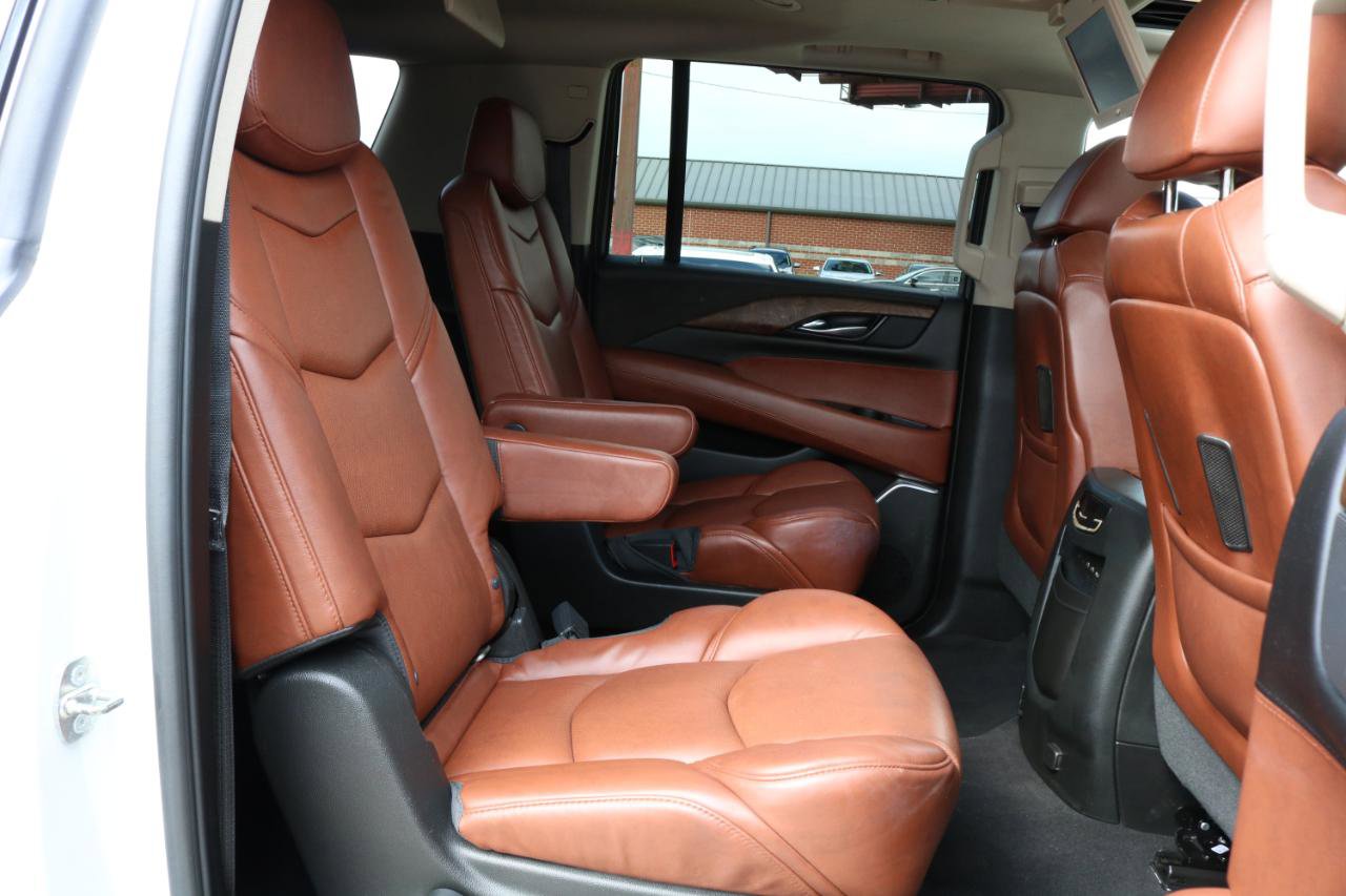 Used 2018 Cadillac Escalade ESV Luxury AWD/4WD image 50