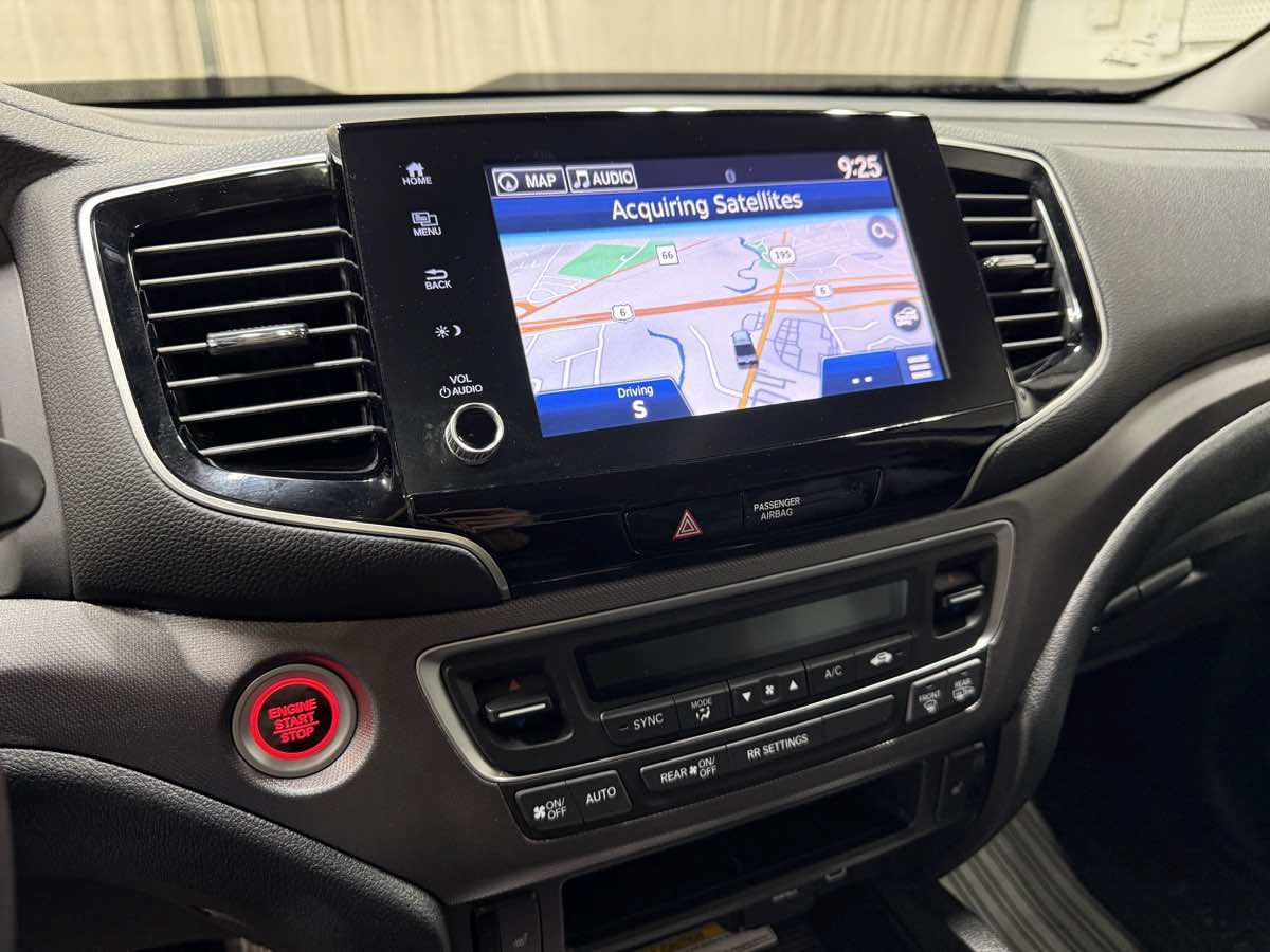 Used 2023 Honda Ridgeline RTL-E image 12
