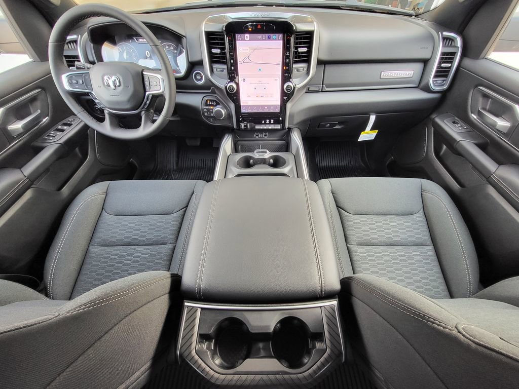New 2026 RAM 1500 4x4 Crew Cab image 32