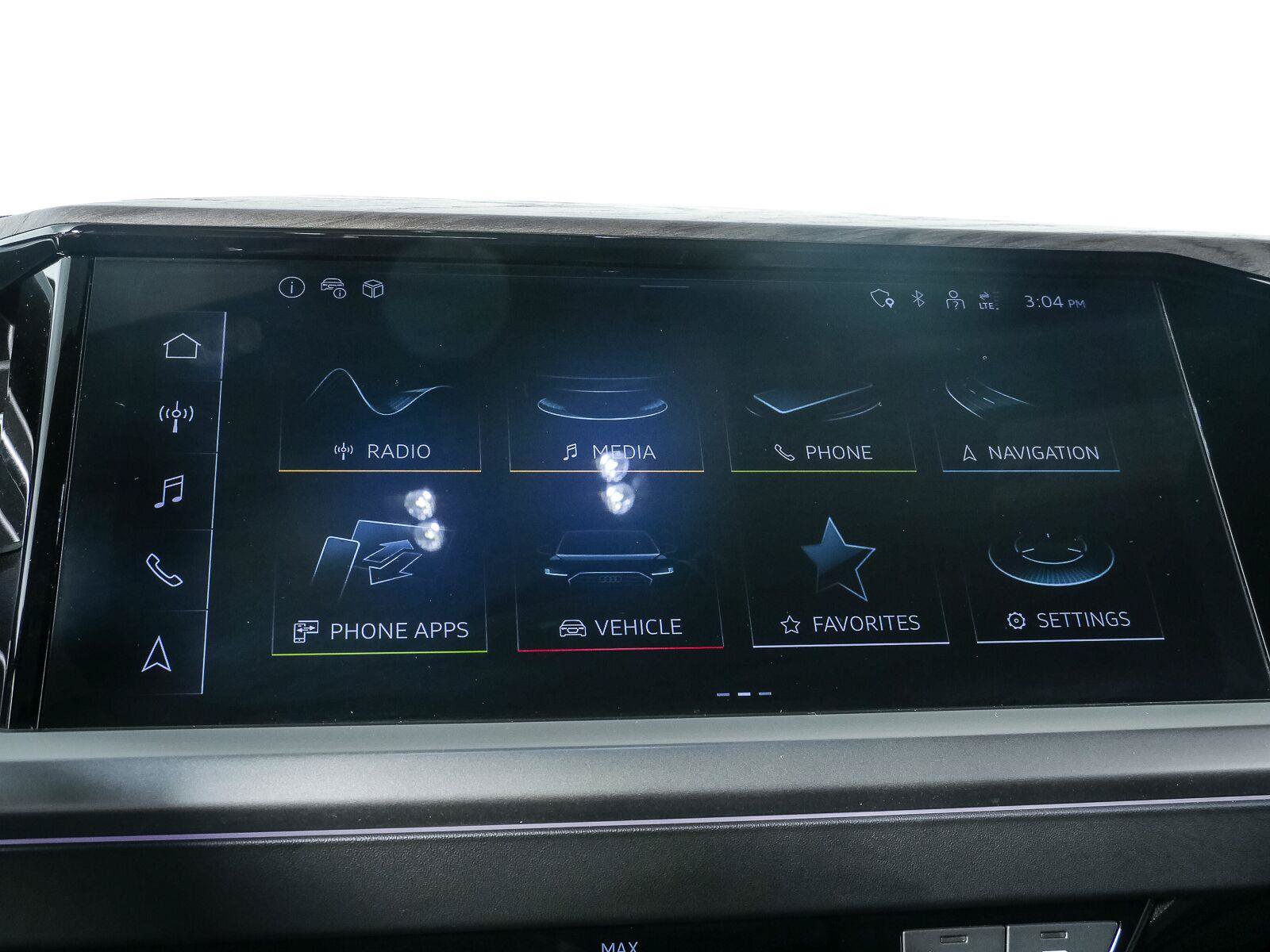 Used 2023 Audi Q4 e-tron Premium Plus w/ Premium Plus RWD image 13