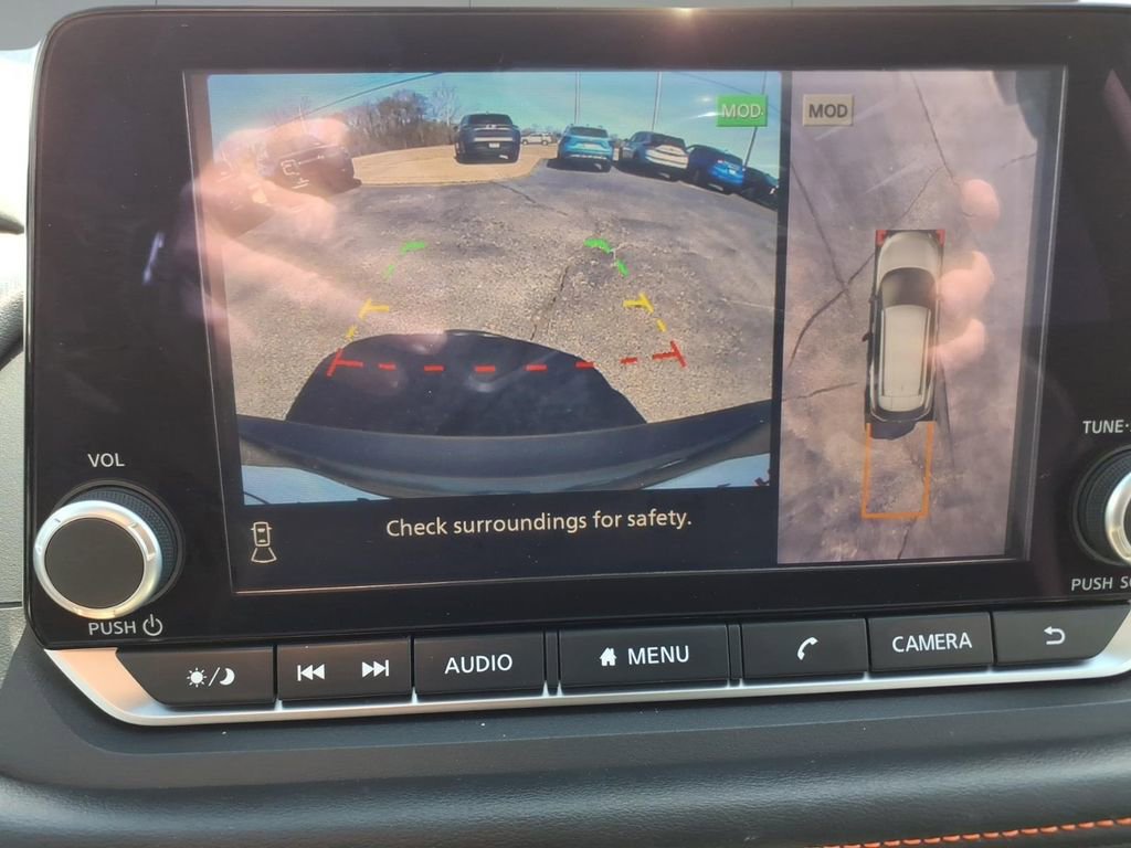 Used 2025 Nissan Rogue SV image 26