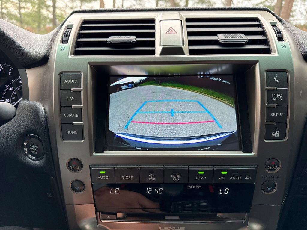 Used 2018 Lexus GX 460 Premium w/ Premium Package image 17