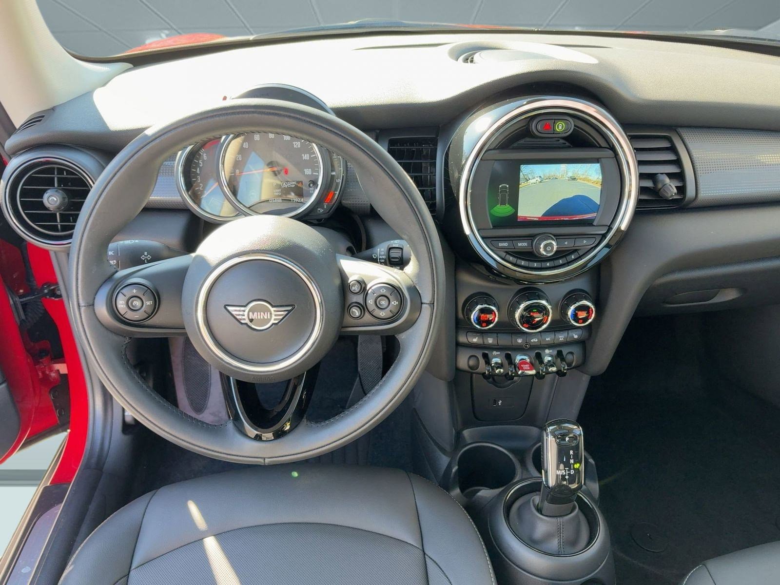 Used 2020 MINI Cooper 2-Door Hardtop w/ Storage Package image 27