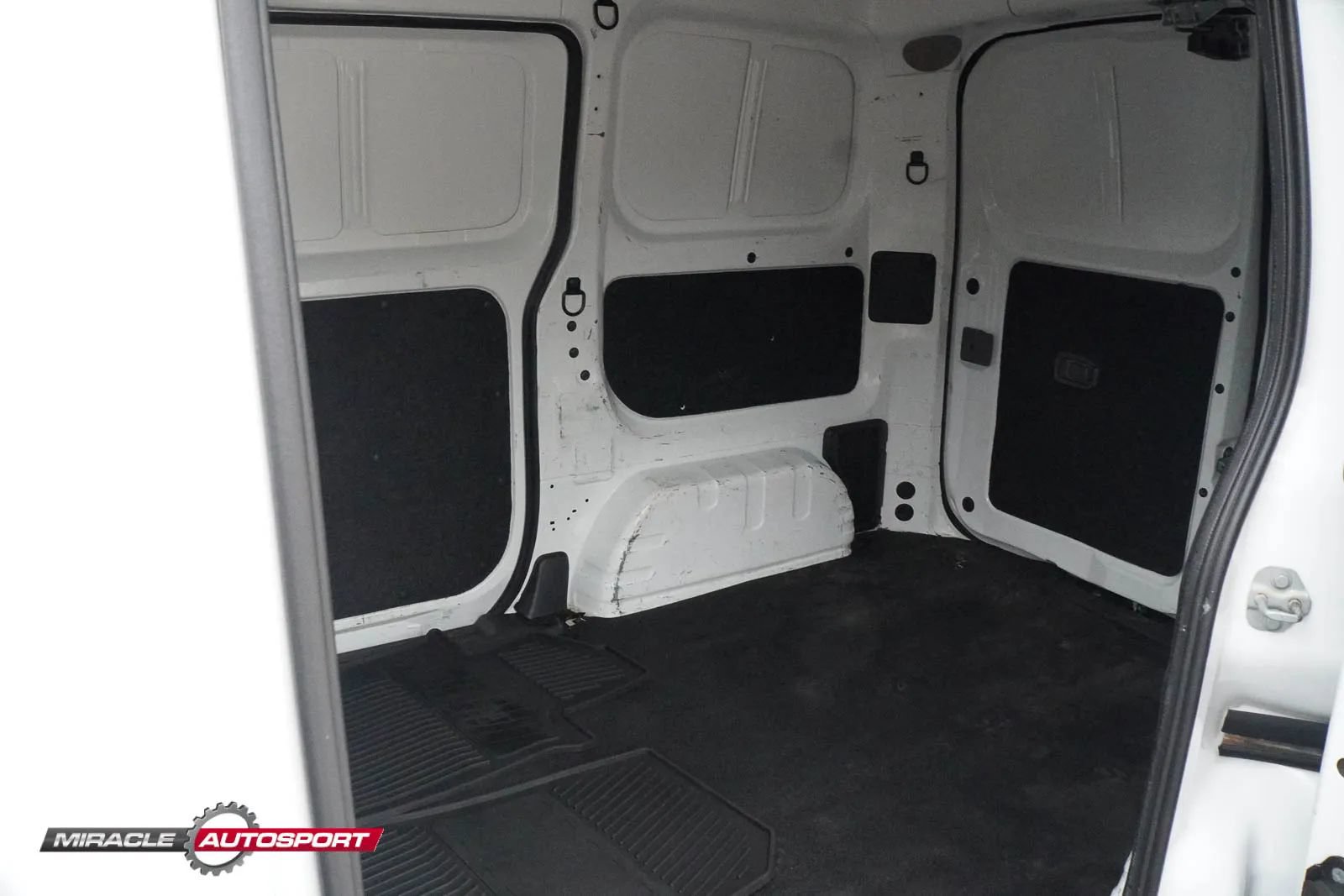 Used 2021 Nissan NV200 S FWD image 22
