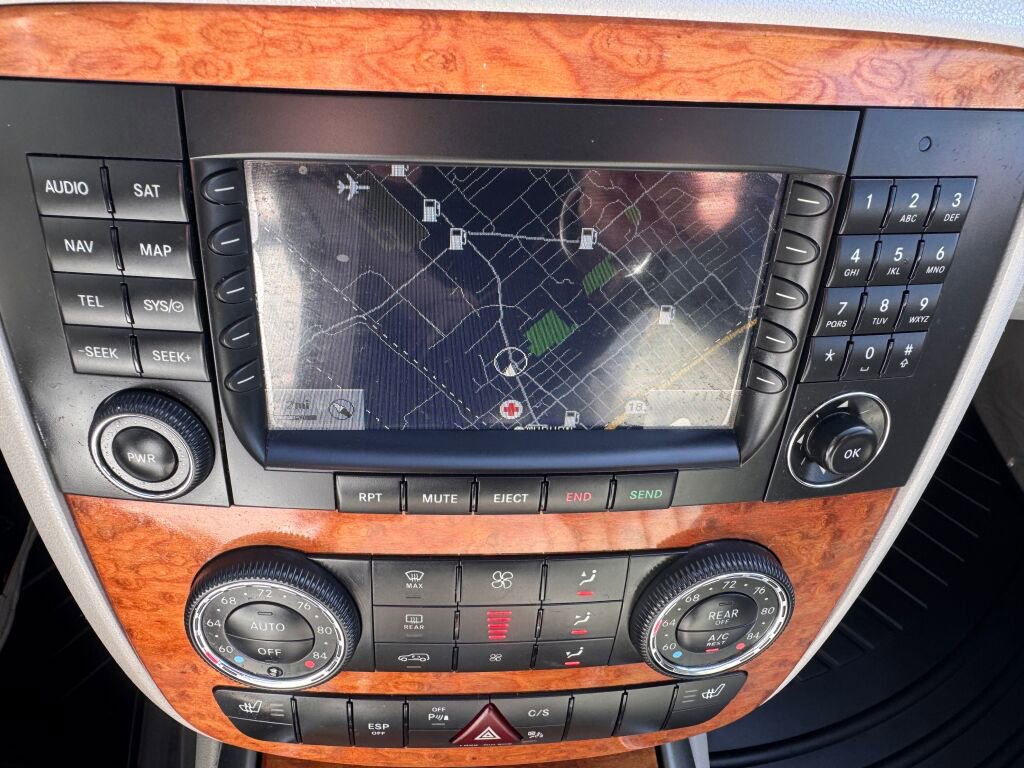 Used 2008 Mercedes-Benz R 350 4MATIC image 25