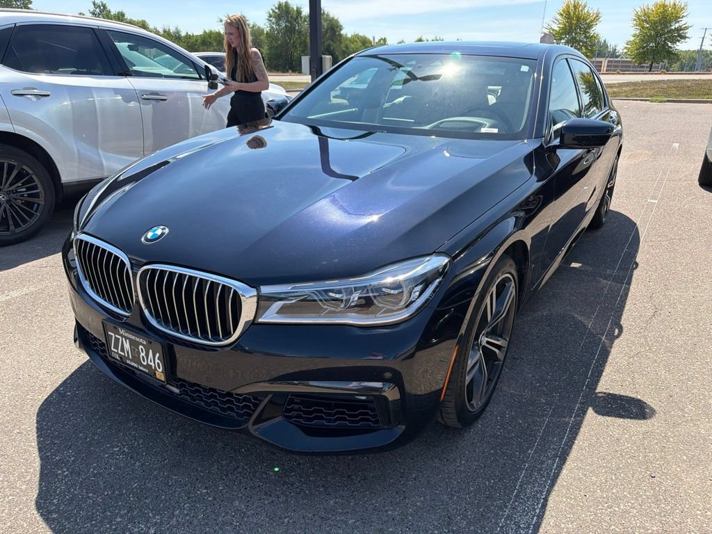 Used 2016 BMW 750i xDrive AWD/4WD image 8