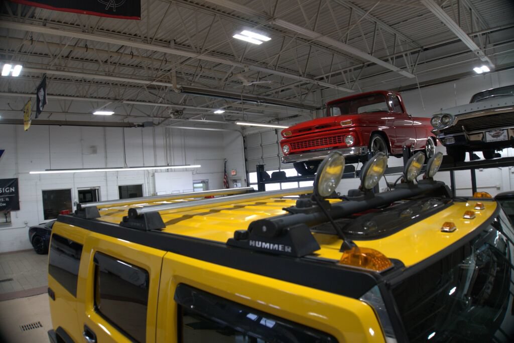 Used 2003 HUMMER H2 w/ Preferred Equipment Group AWD/4WD image 31