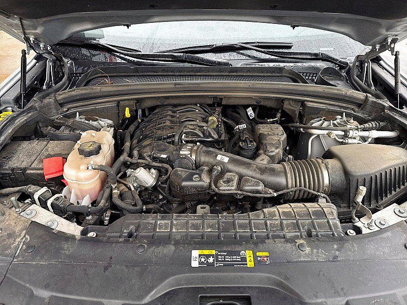 Used 2023 Jeep Grand Cherokee L Laredo image 26