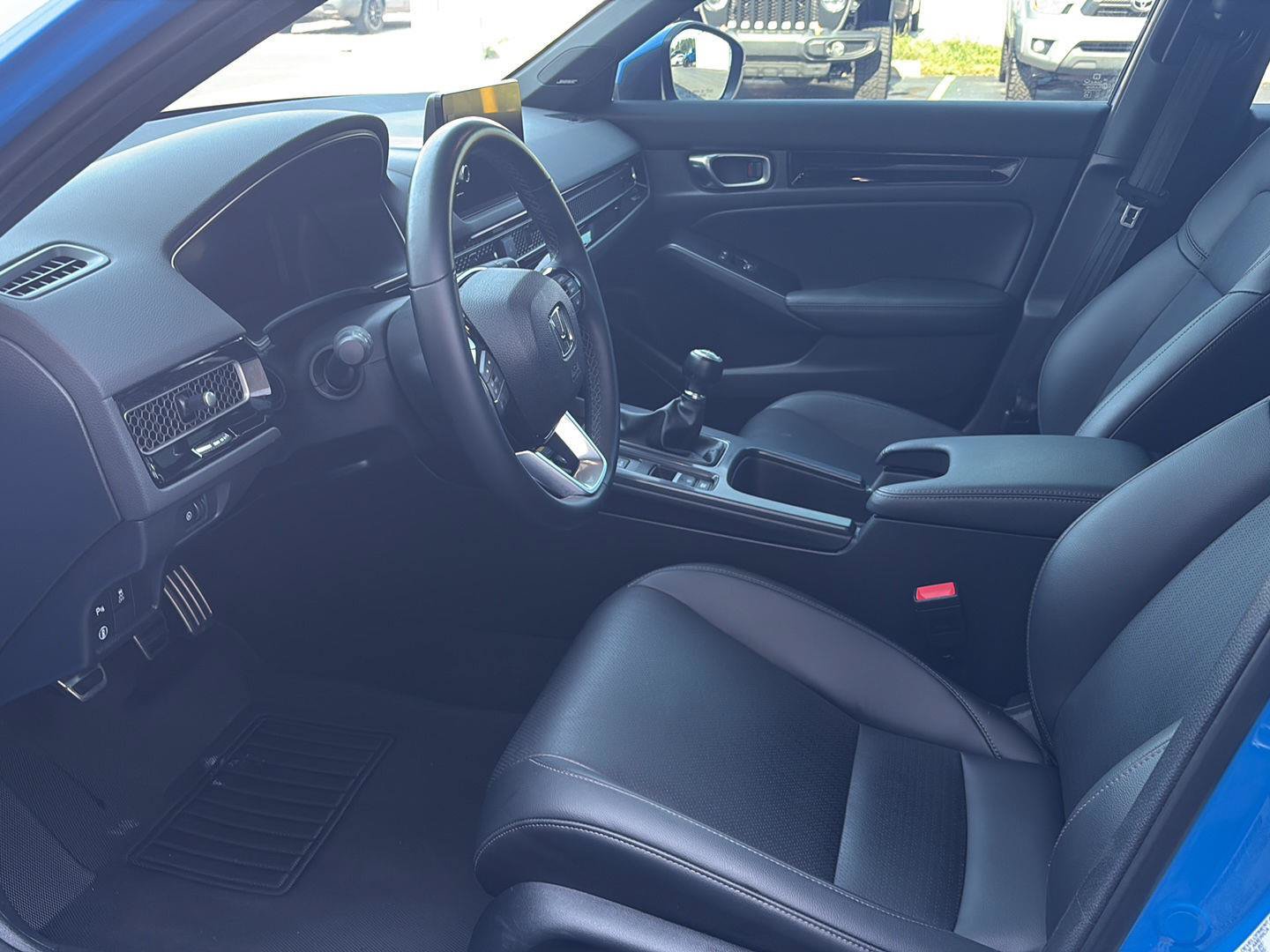 Used 2024 Honda Civic Sport Touring image 5