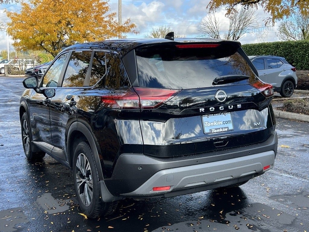 Used 2023 Nissan Rogue SV image 4