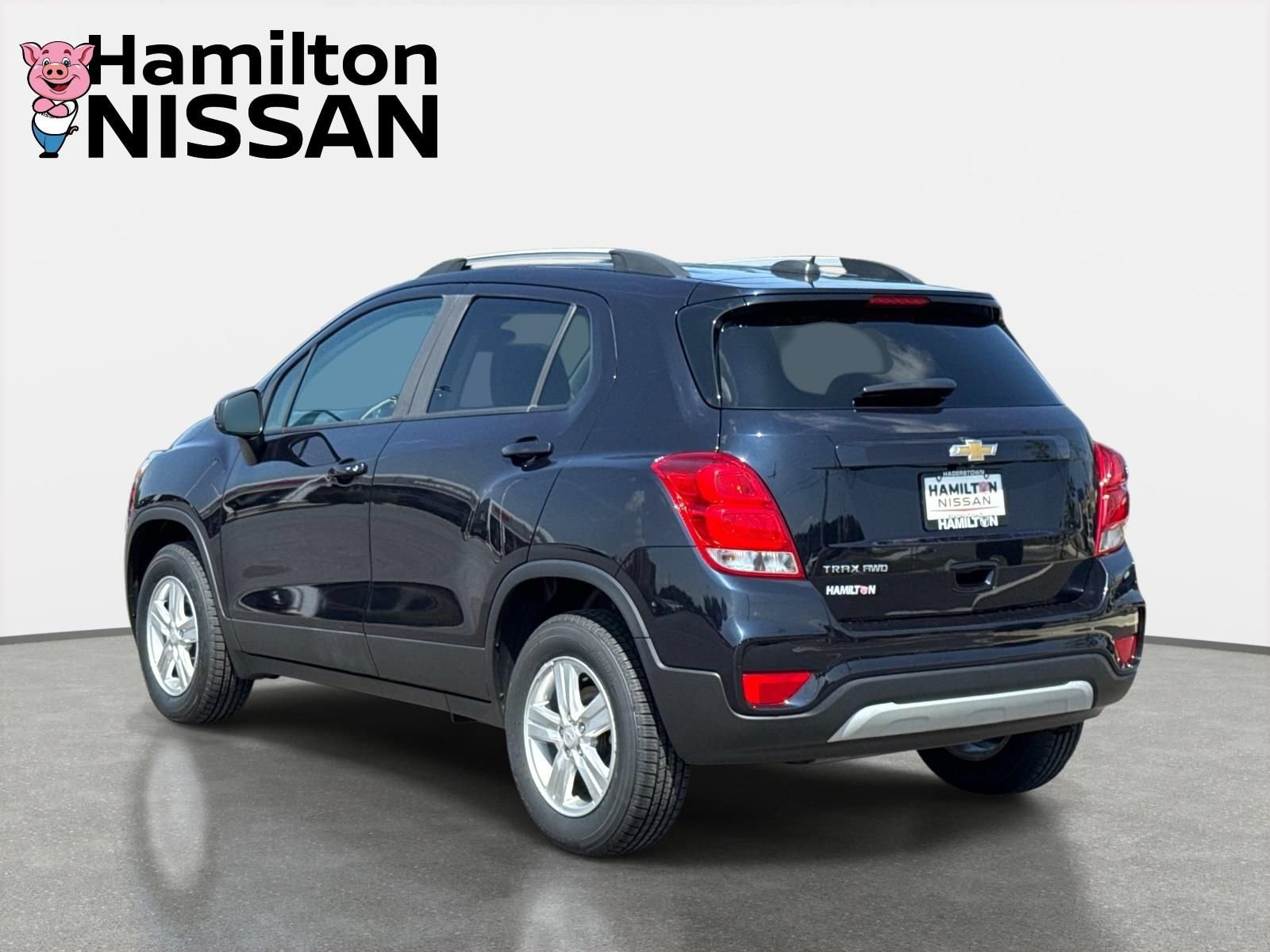 Used 2021 Chevrolet Trax LT w/ LT Convenience Package AWD/4WD image 4