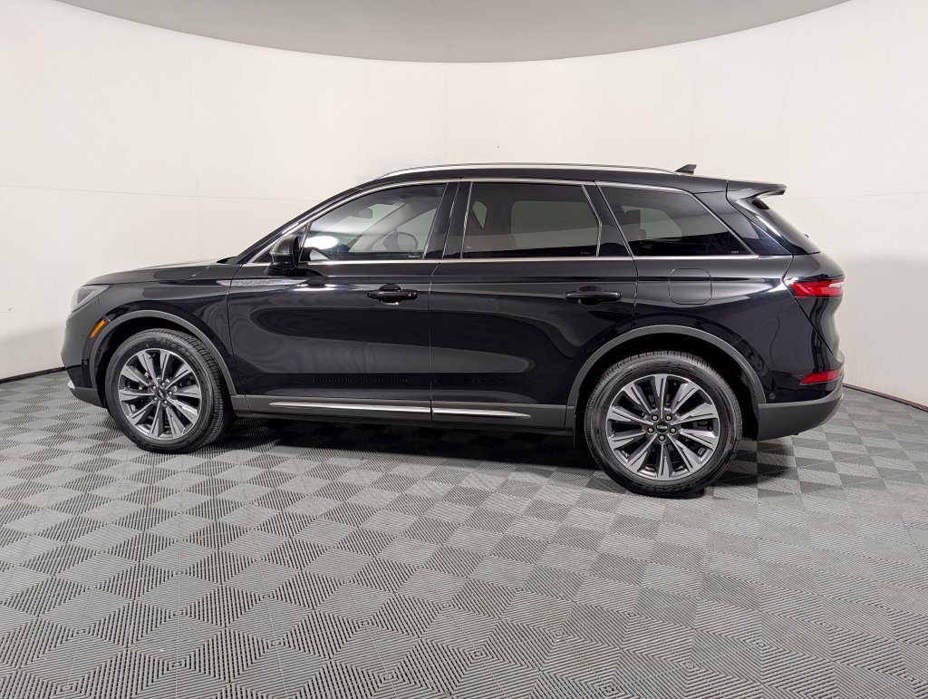 Used 2022 Lincoln Corsair Reserve w/ Equipment Group 201A FWD image 5