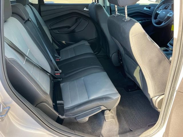 Used 2015 Ford Escape SE w/ Equipment Group 201A image 23