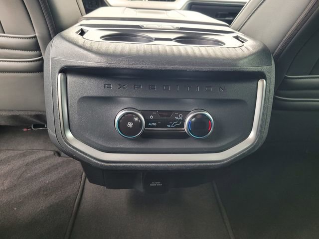 Used 2025 Ford Expedition Active image 15