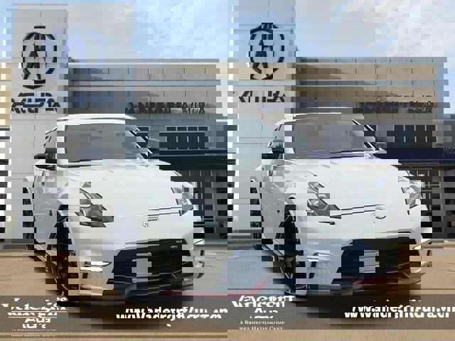 Used 2018 Nissan 370Z NISMO