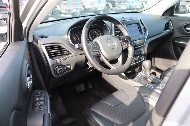 Used 2021 Jeep Cherokee Latitude Lux FWD image 11