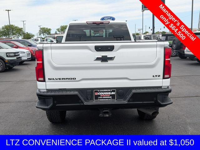 Used 2025 Chevrolet Silverado 3500 LTZ w/ Trail Boss Package AWD/4WD image 7