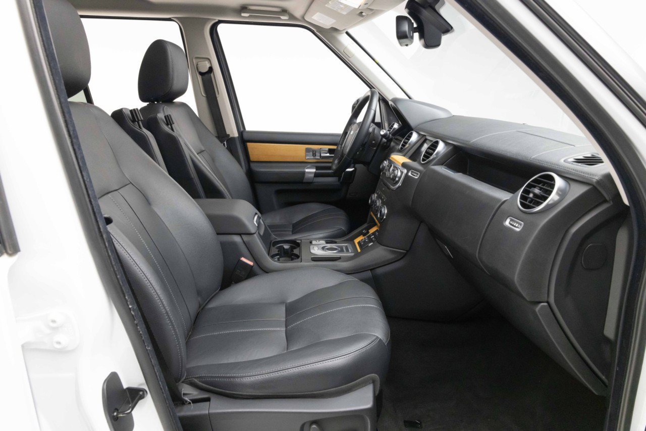 Used 2014 Land Rover LR4 HSE AWD/4WD image 30