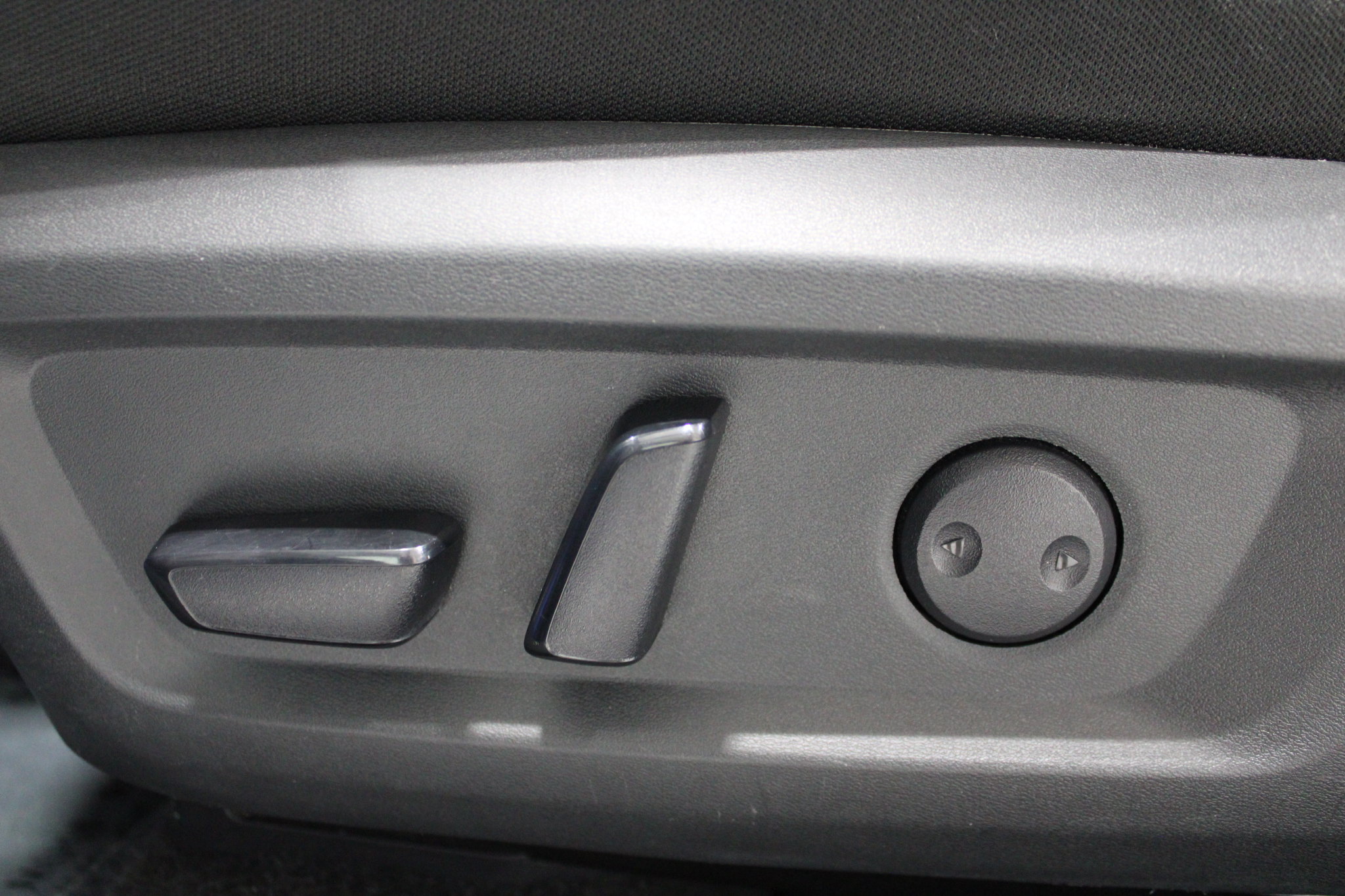 Used 2023 Nissan Rogue SV AWD/4WD image 41
