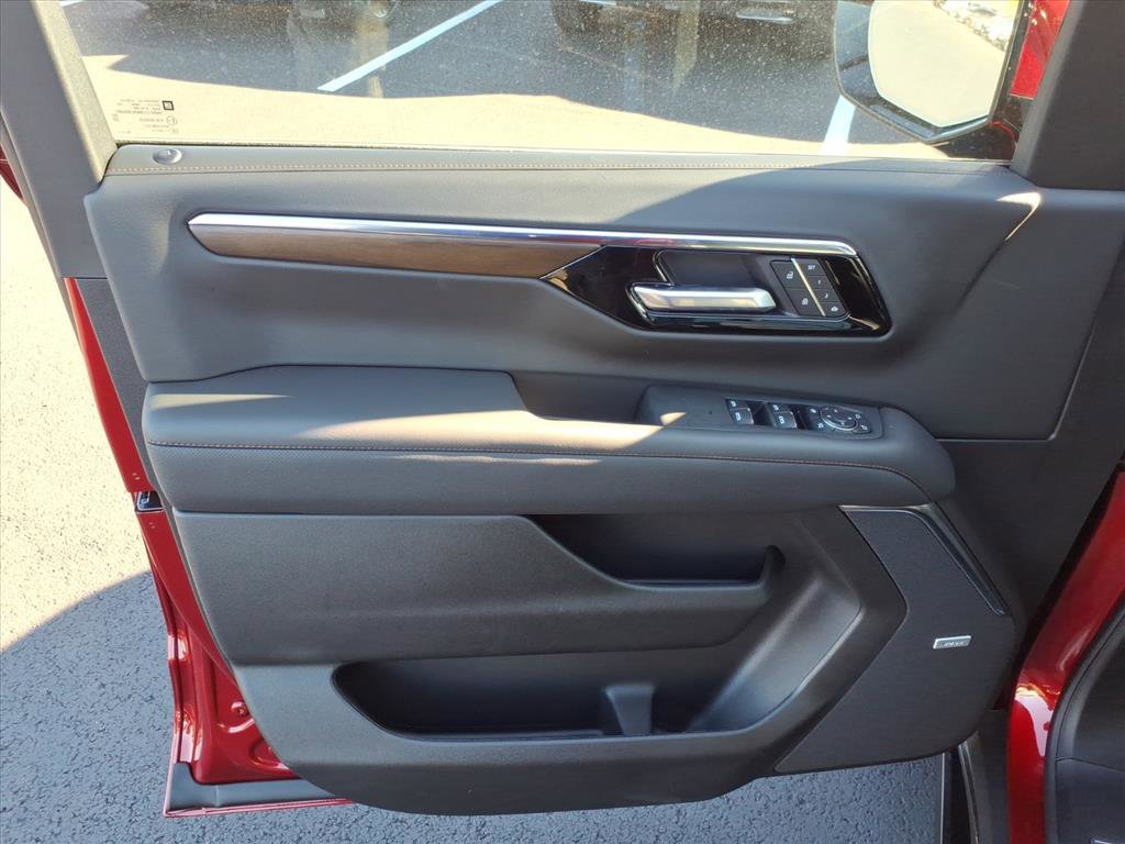 New 2026 Chevrolet Suburban High Country image 11