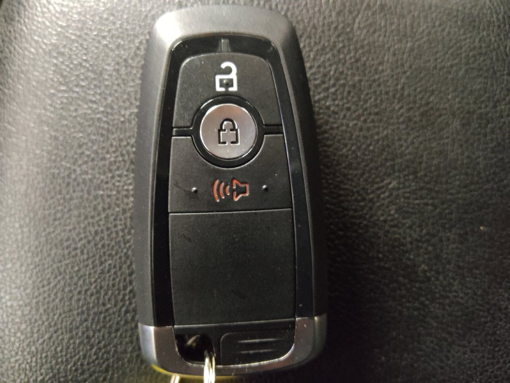 Used 2020 Ford EcoSport SE FWD image 32
