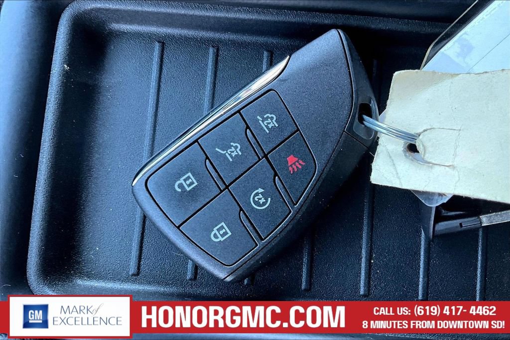 Used 2024 GMC Yukon AT4 w/ AT4 Premium Plus Package AWD/4WD image 35