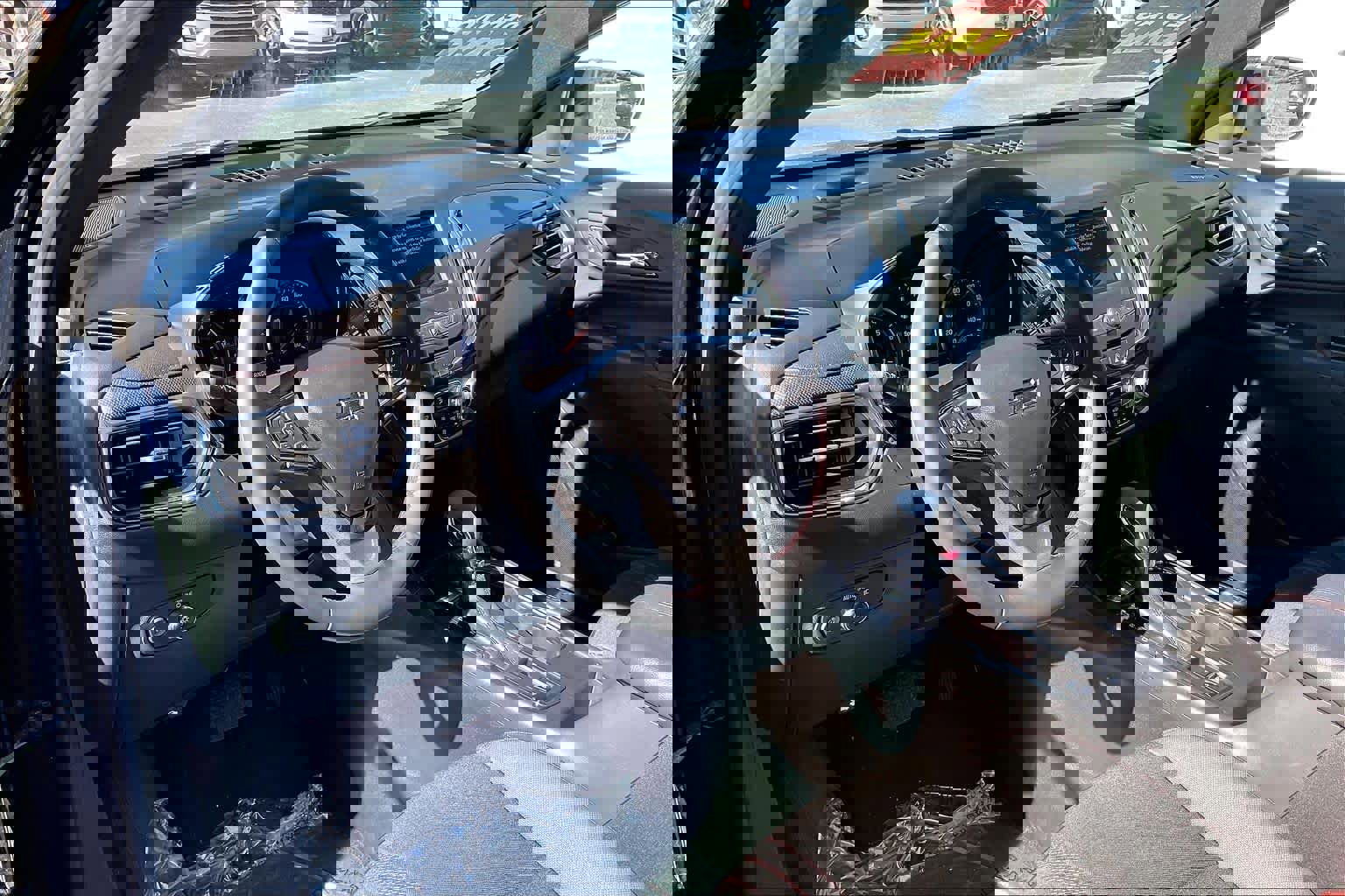 Used 2023 Chevrolet Equinox RS image 14