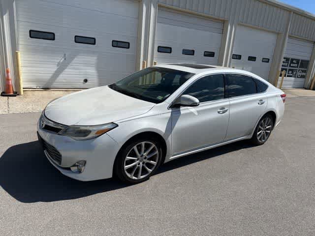 Used 2014 Toyota Avalon XLE Touring FWD image 14